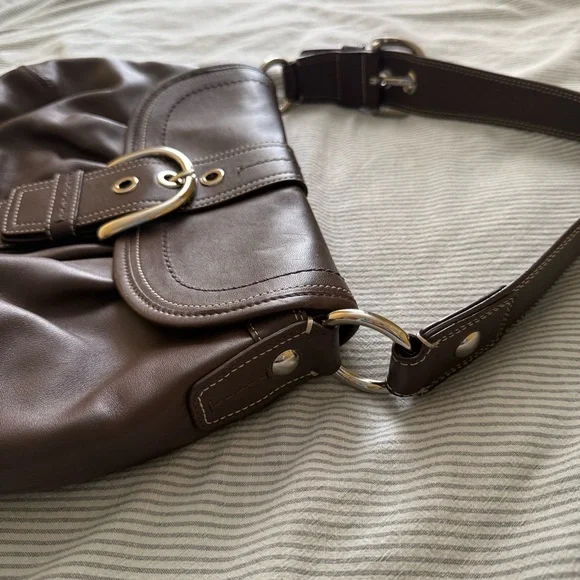 Coach Pleated Brown Leather Shoulder Buckle Bag - Picture 8 of 15
